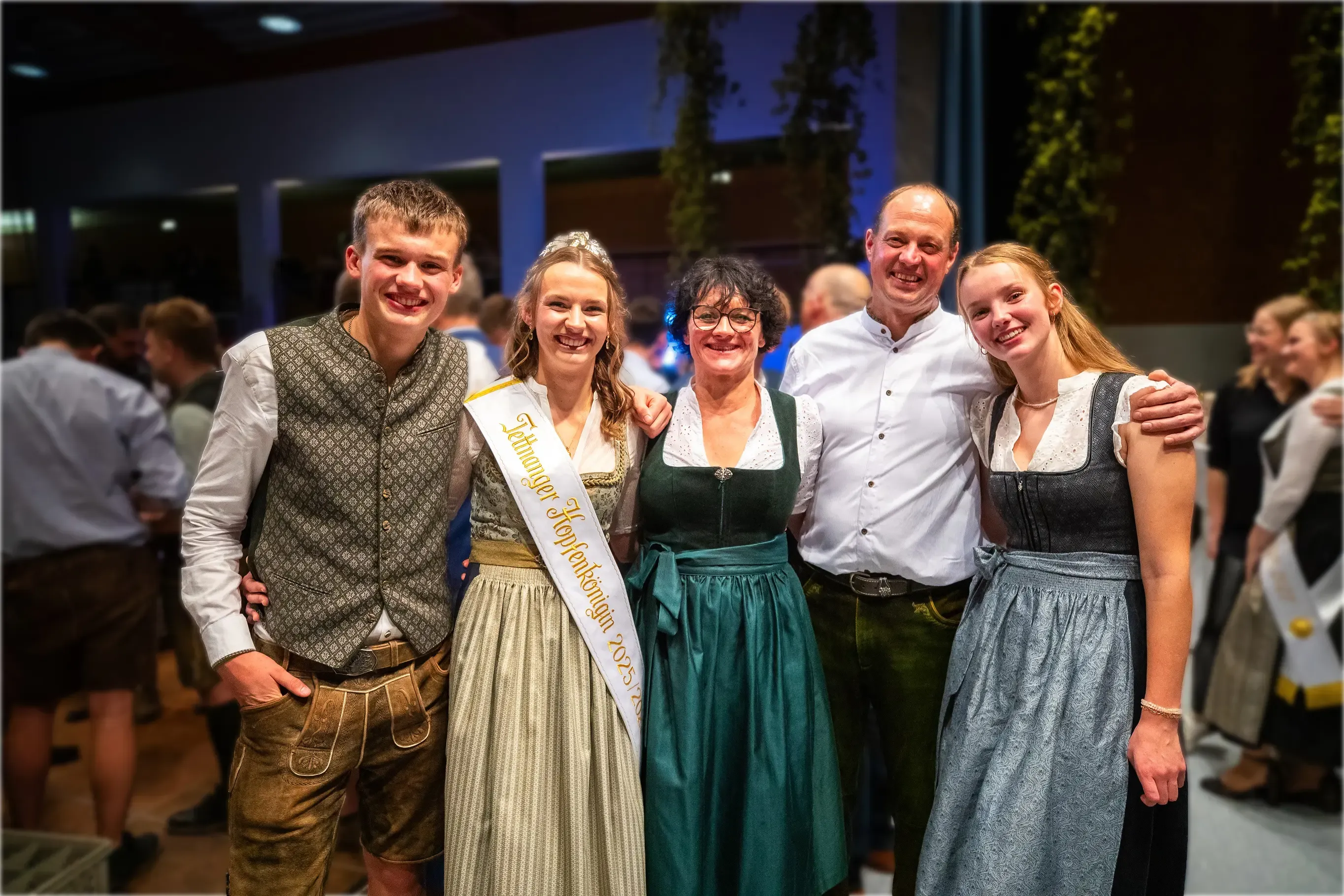 Familie Müller auf dem Hopfenball 2025, Foto: Sebastian Bauer